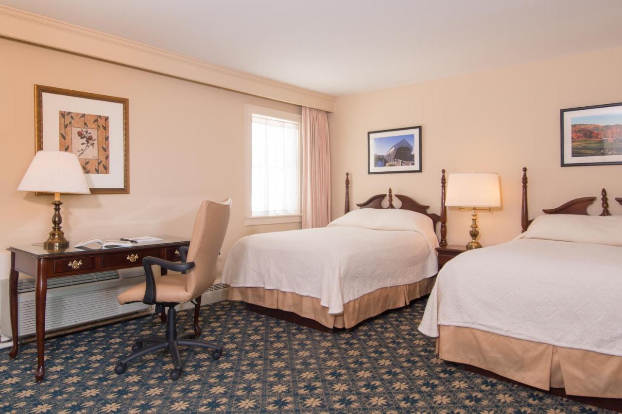 Middlebury Inn Екстер'єр фото