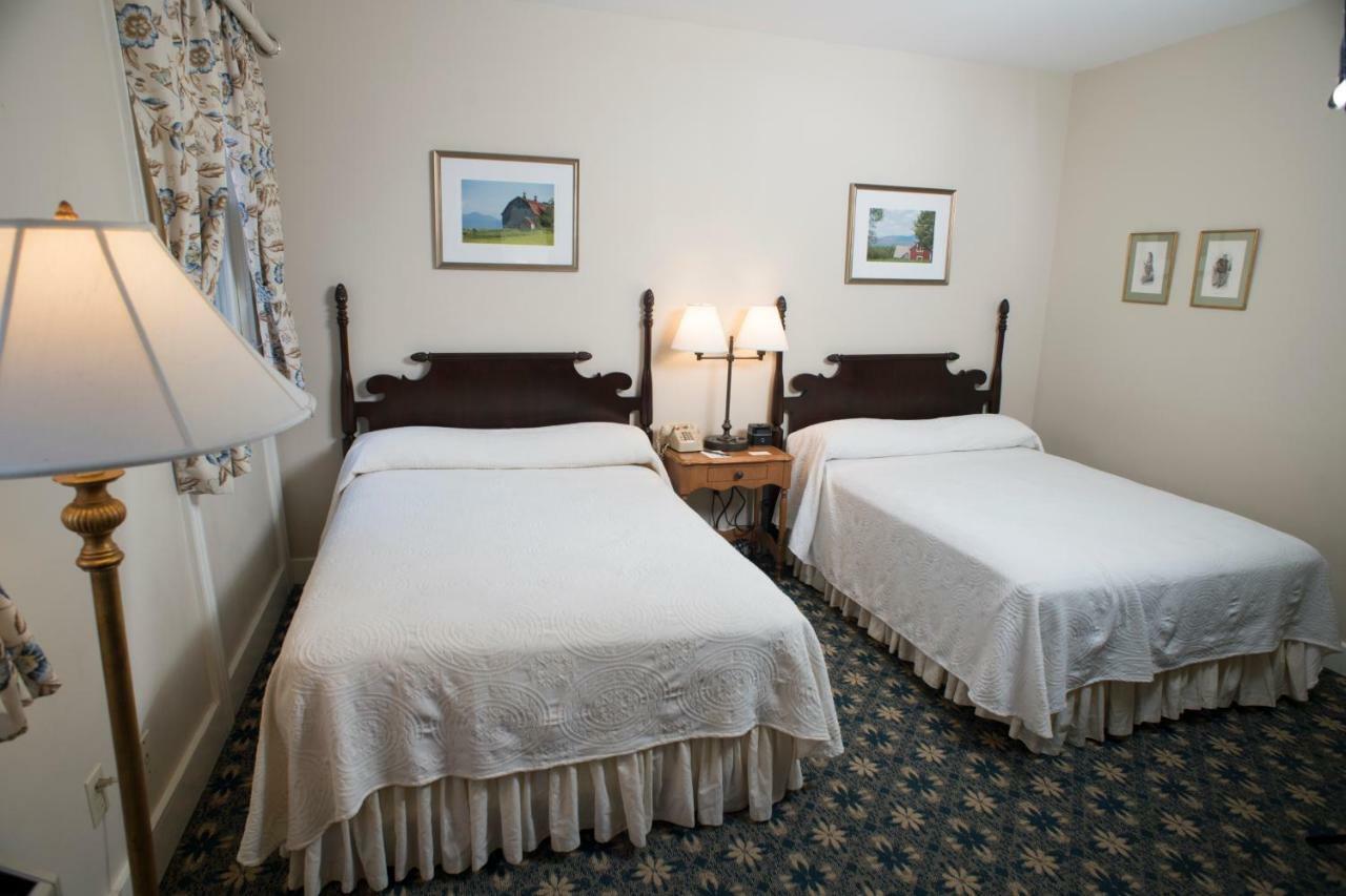 Middlebury Inn Екстер'єр фото