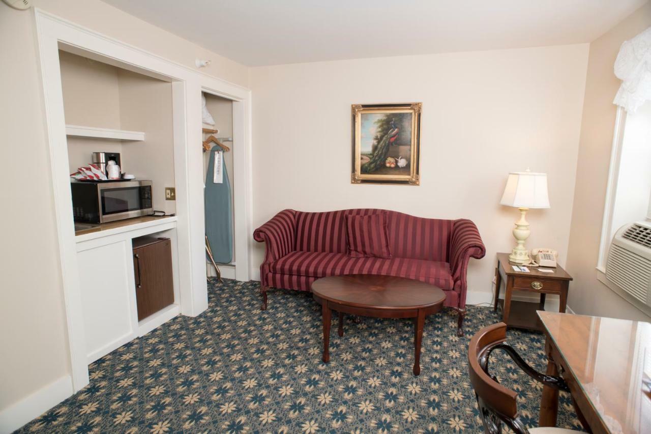Middlebury Inn Екстер'єр фото
